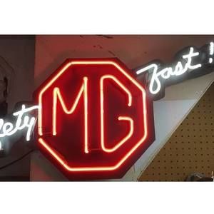 Meet your Posher, Barry